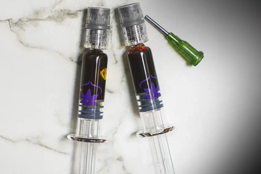 Exploring the World of Cannabis: Rick Simpson Oil 10 RSO Benifits Featured